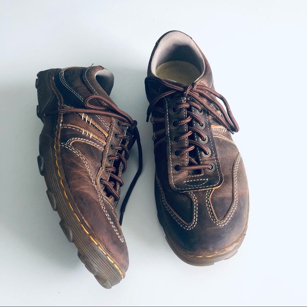 Dr. Martens Kurt Lace Up Distressed Oxford Brown